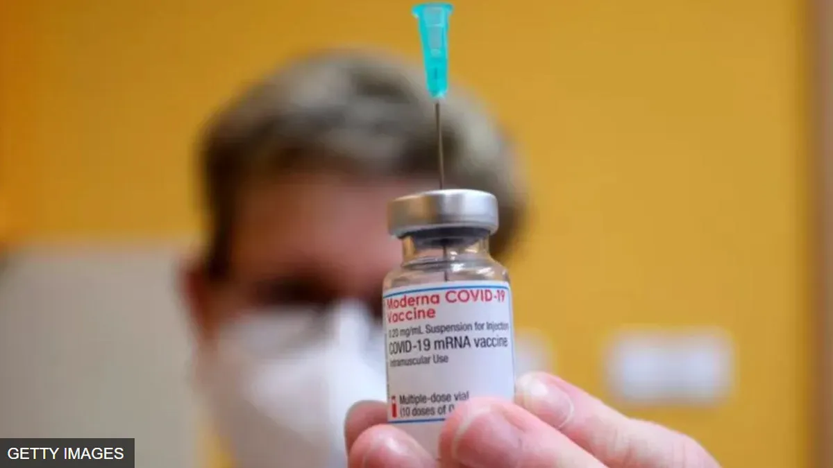 ฉีดวัคซีนโมเดอร์นาเข็มกระตุ้น ช่วยเพิ่มภูมิต้านทานโอมิครอนได้อีก 37-83 เท่า